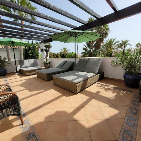 Beach And Golf Resort La Perla Miguel Adults Only Марбеля Екстериор снимка